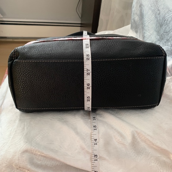 Soft Genuine Leather - The SAK Excellent Condition Sleek Bag - Picture 8 of 12